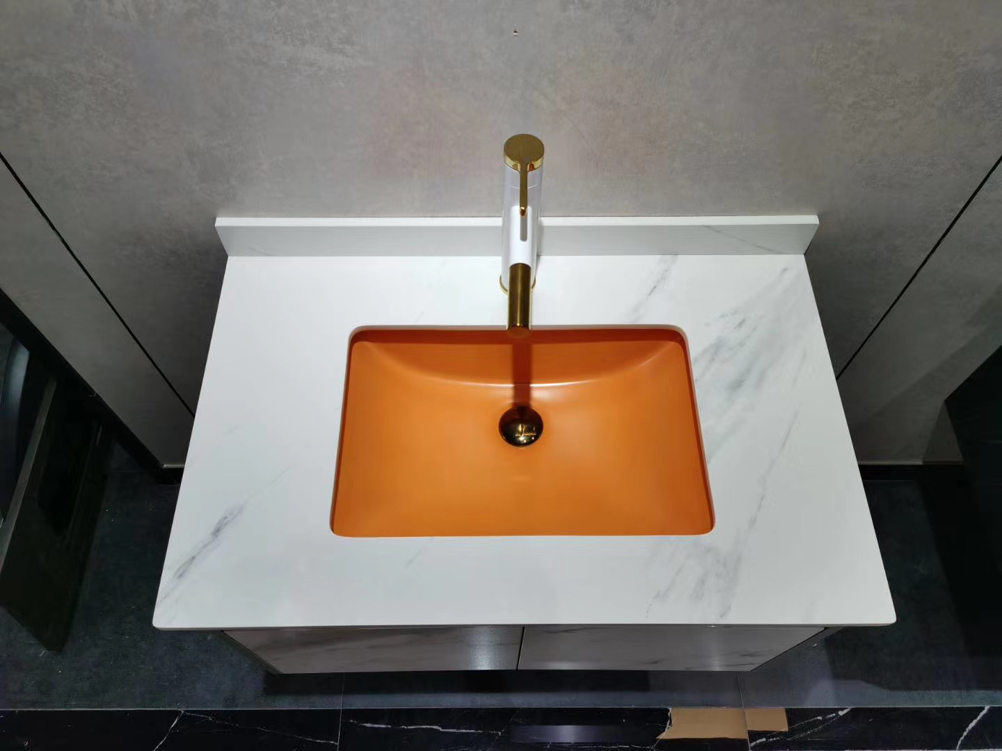 supply CE CUPC certified undermount bathroom sink in matt orange made in China.JPG